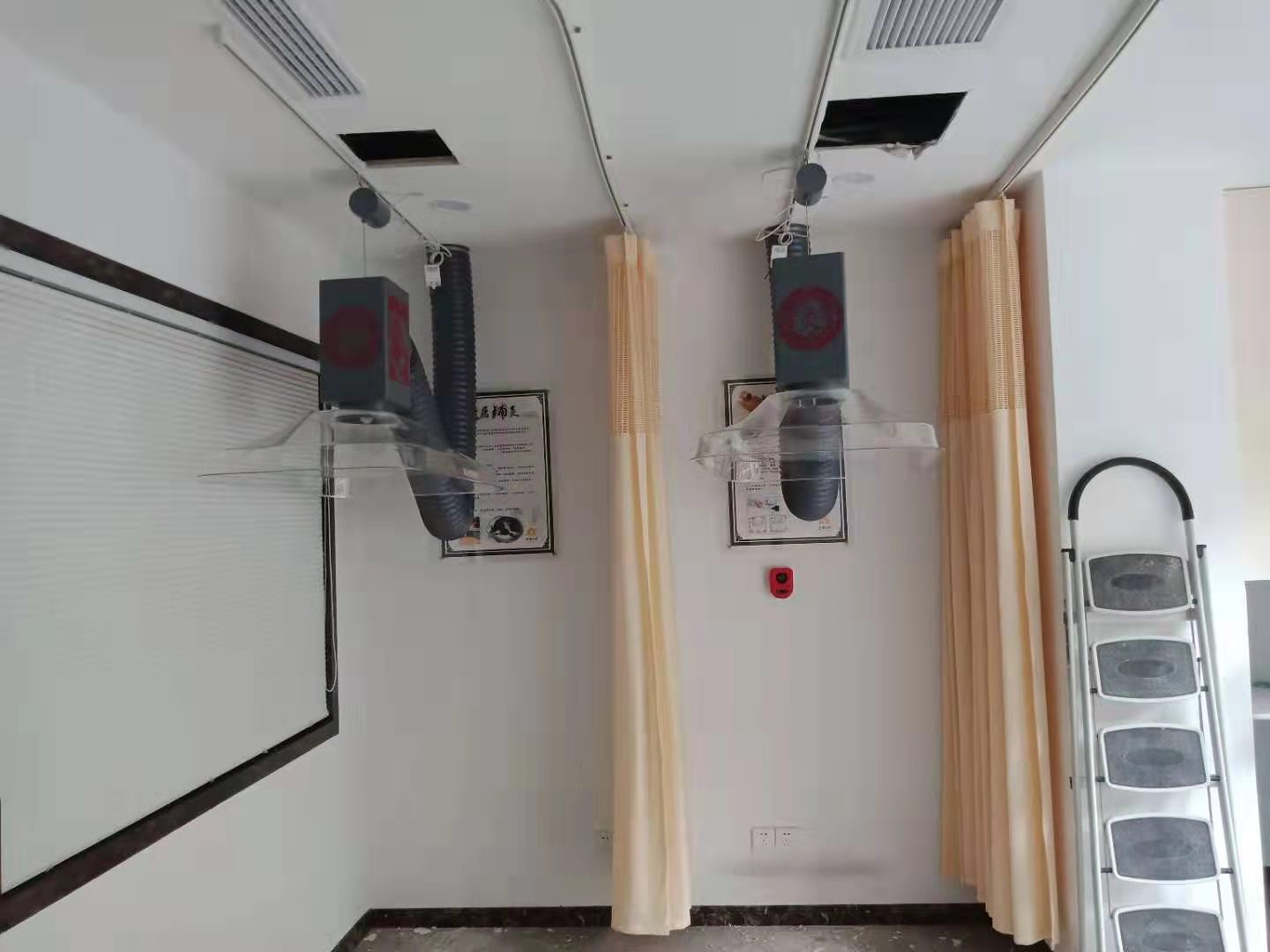 杭州中医诊所（华仔）艾灸排烟系统安装完工